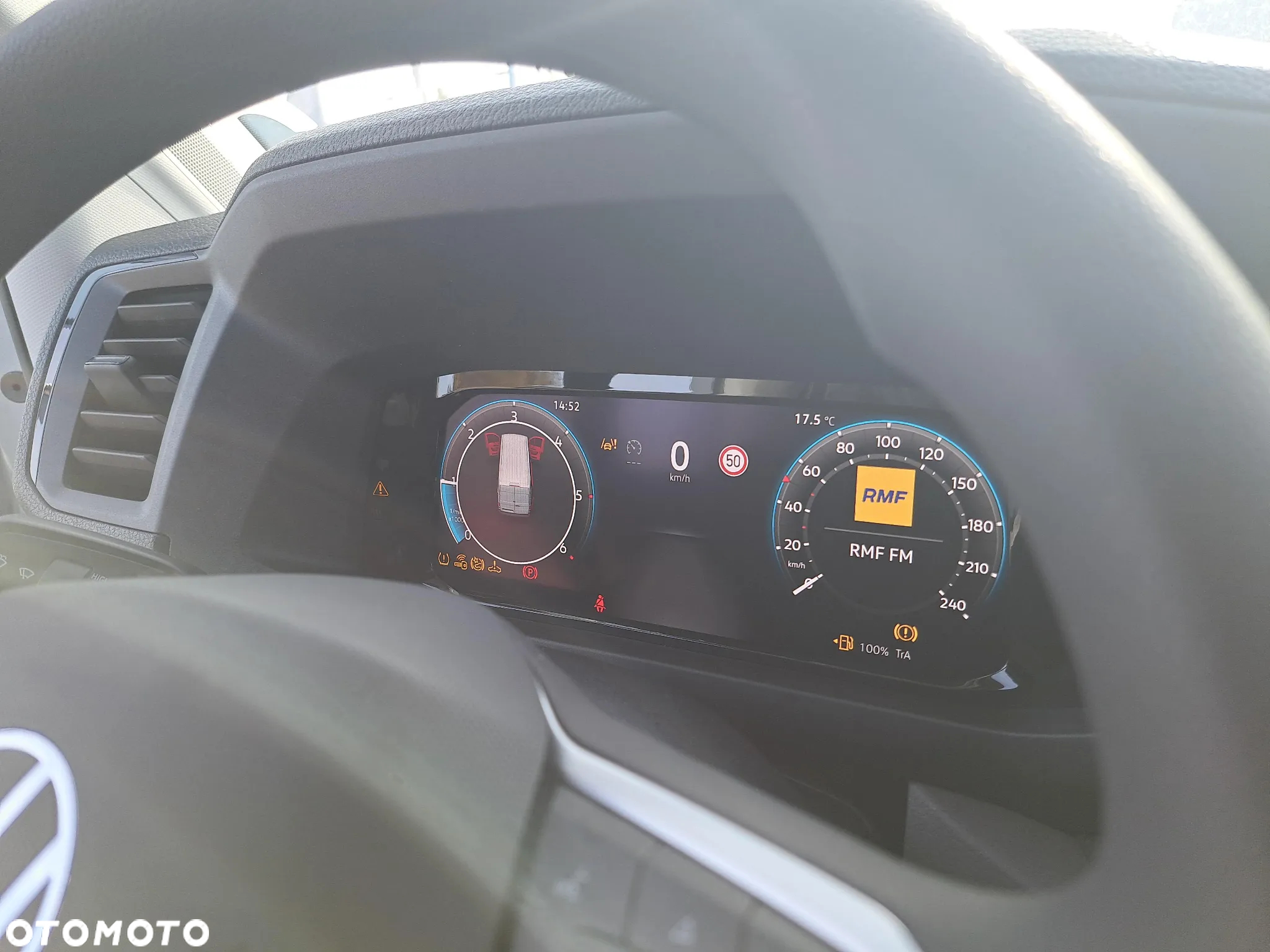Volkswagen Crafter - 12
