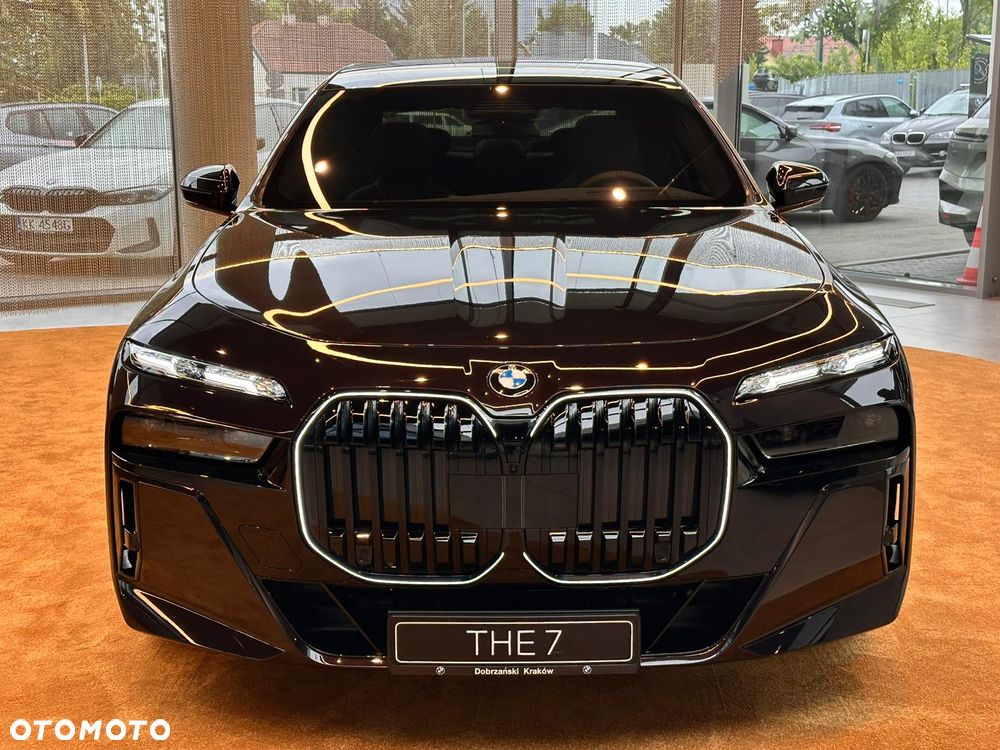 BMW Seria 7 740d xDrive mHEV Nero Lusso Edition sport - 3