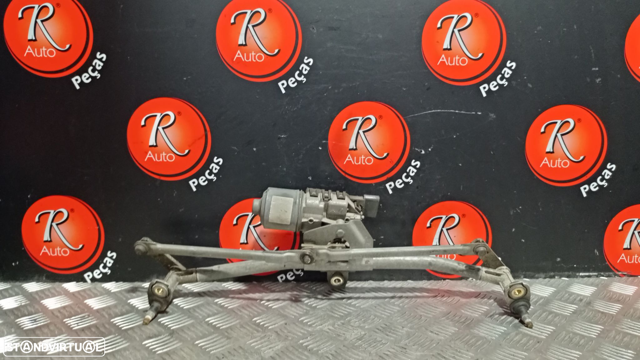 Estrutura Limpa Parabrisas Audi A3 (8L1) - 2