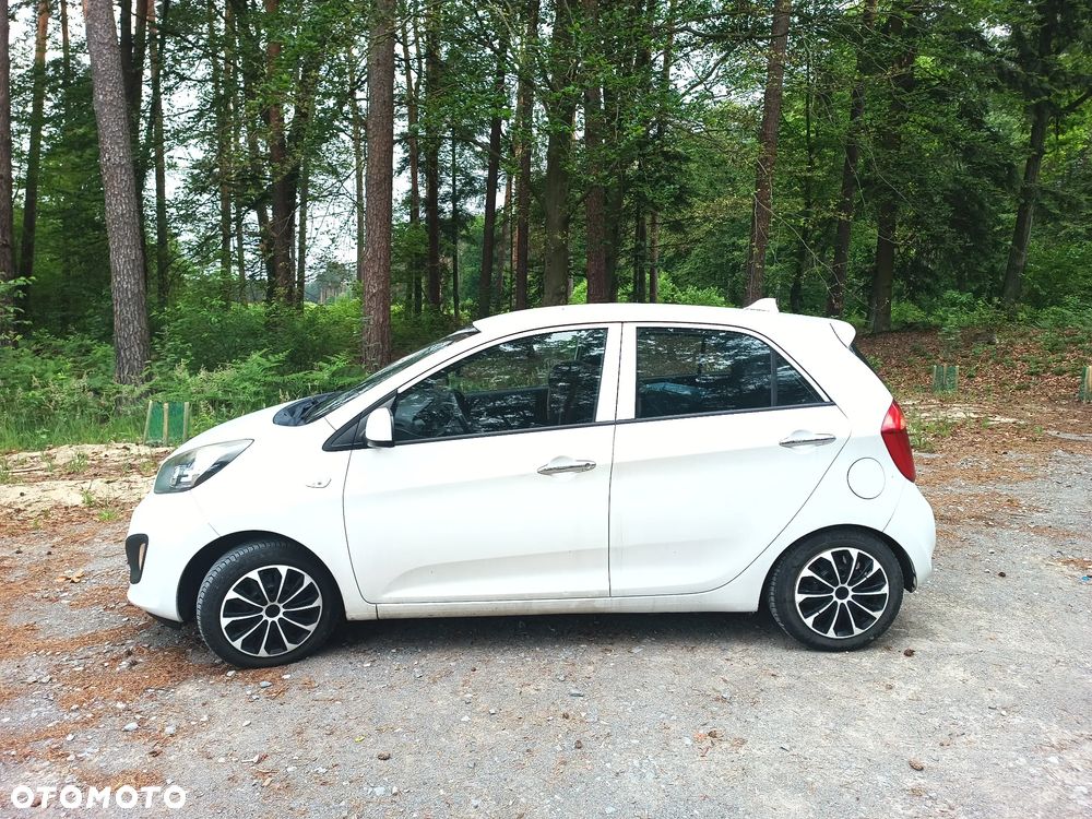 Kia Picanto 1.0 L - 12