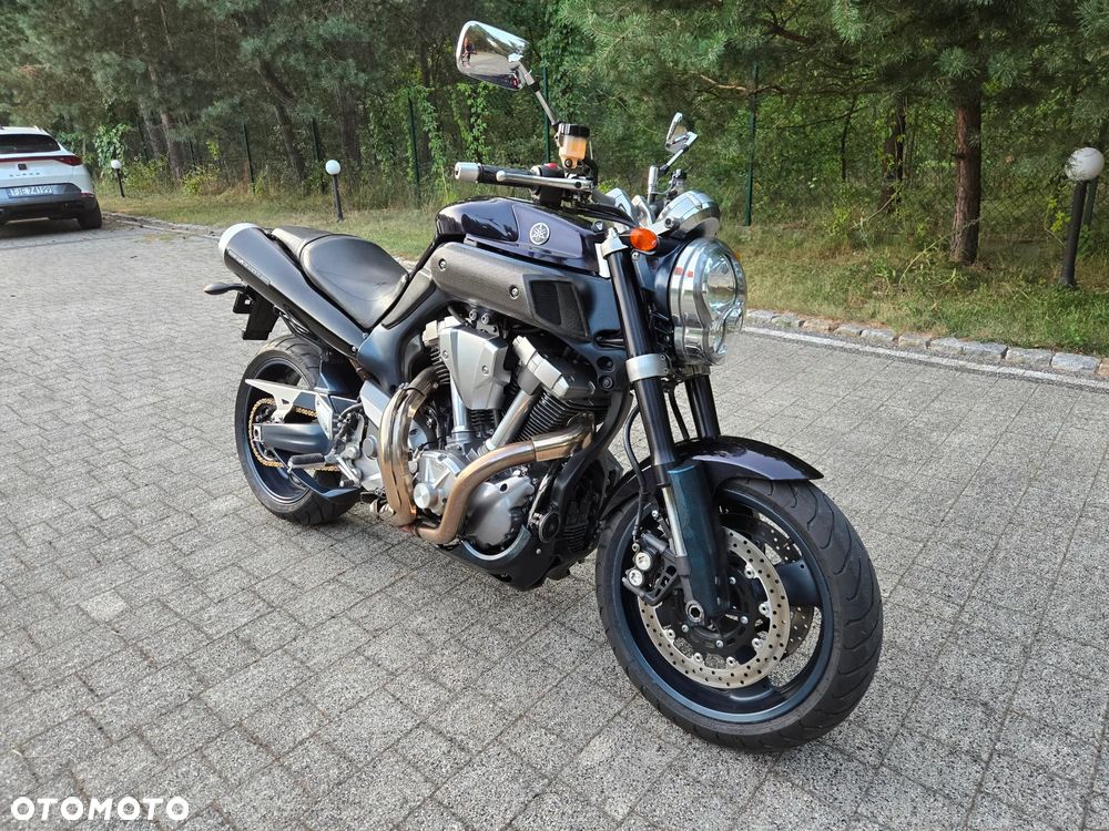 Yamaha MT - 9