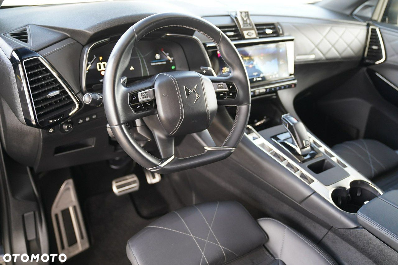 DS Automobiles DS 7 Crossback - 17
