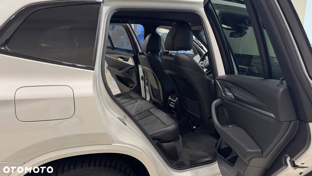 BMW X3 - 30