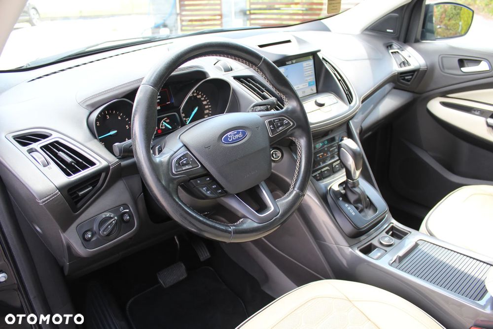 Ford Kuga 2.0 TDCi 4x4 Vignale - 15