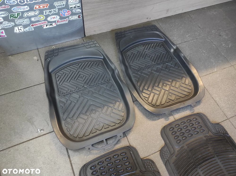 SKODA FABIA 2 HB KOMBI ROOMSTER PRAKTIK DYWANIKI GUMOWE PRZÓD TYŁ LEWY PRAWY WYSYŁKA !!!! - 3
