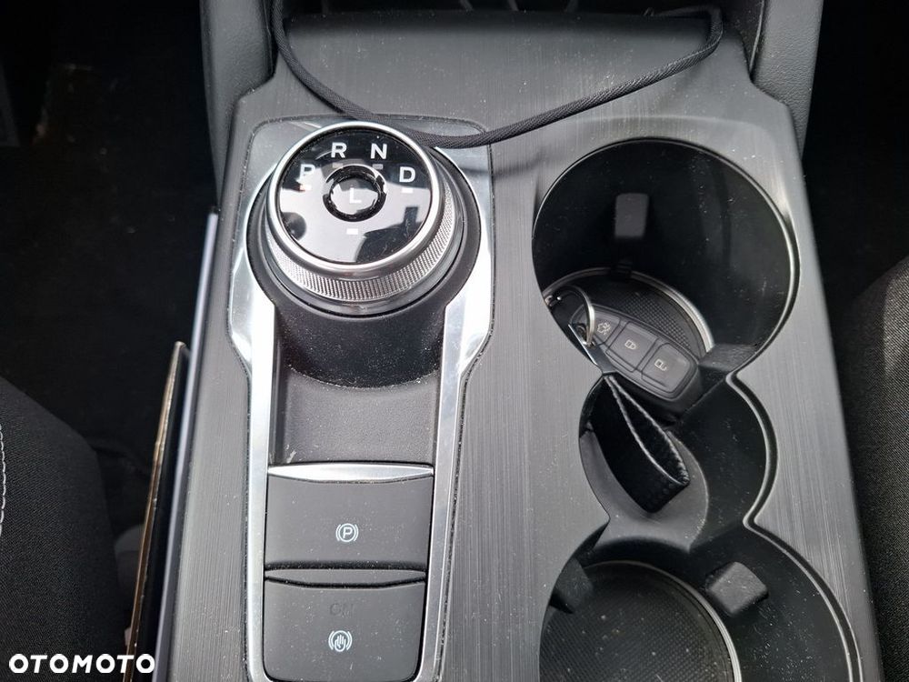Ford Kuga - 21