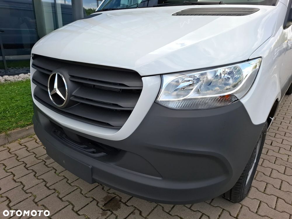 Mercedes-Benz Sprinter 317 CDI Furgon PRO długi 4325 mm L3H2 - 10