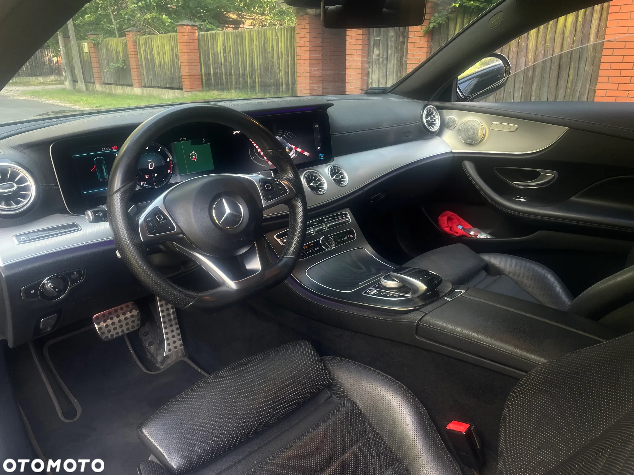 Mercedes-Benz Klasa E 220 d Coupe 4-Matic 9G-TRONIC - 6