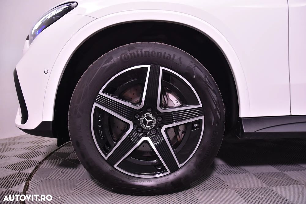 Mercedes-Benz GLC - 12