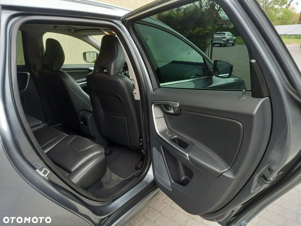 Volvo XC 60 D3 Inscription - 25