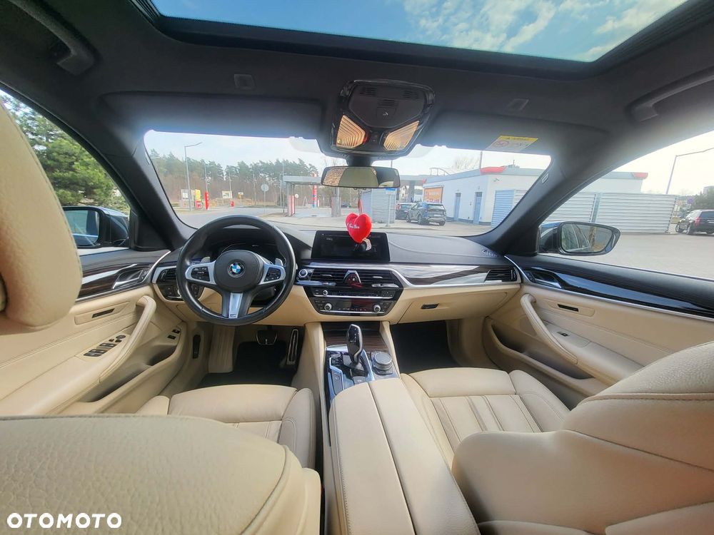 BMW Seria 5 530e iPerformance xDrive - 18