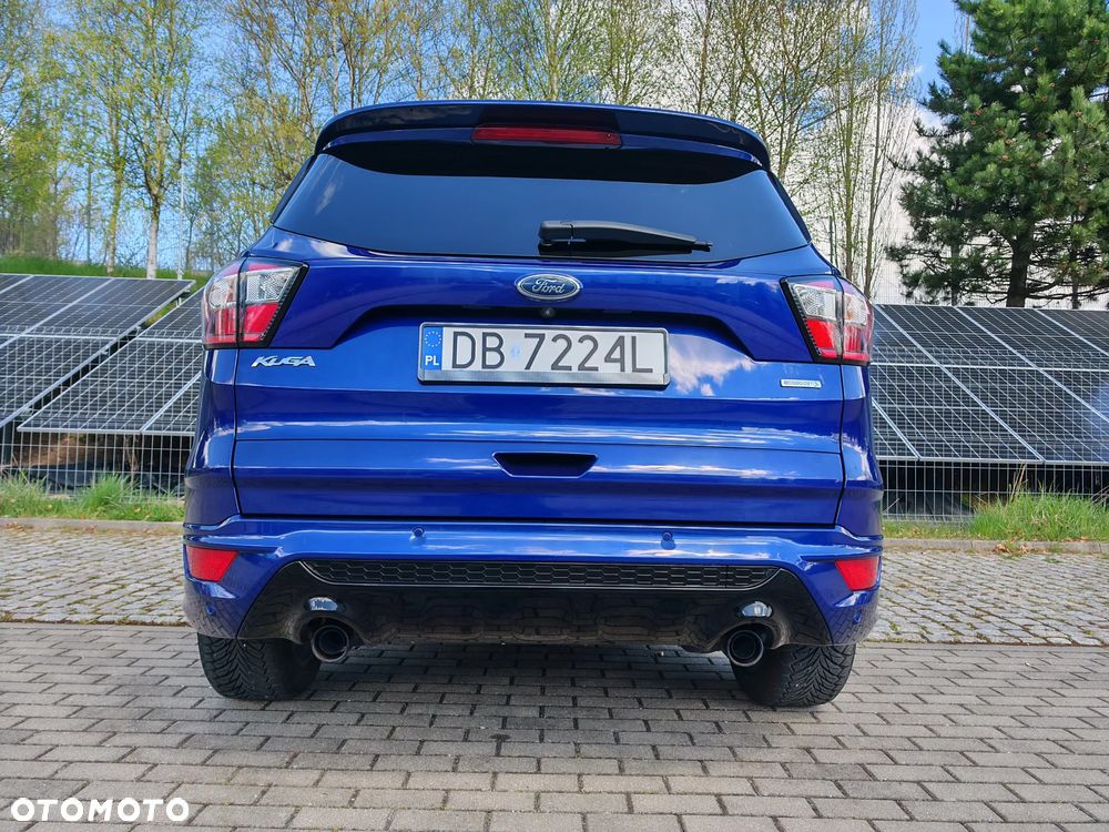 Ford Kuga 1.5 EcoBoost 2x4 ST-Line - 11