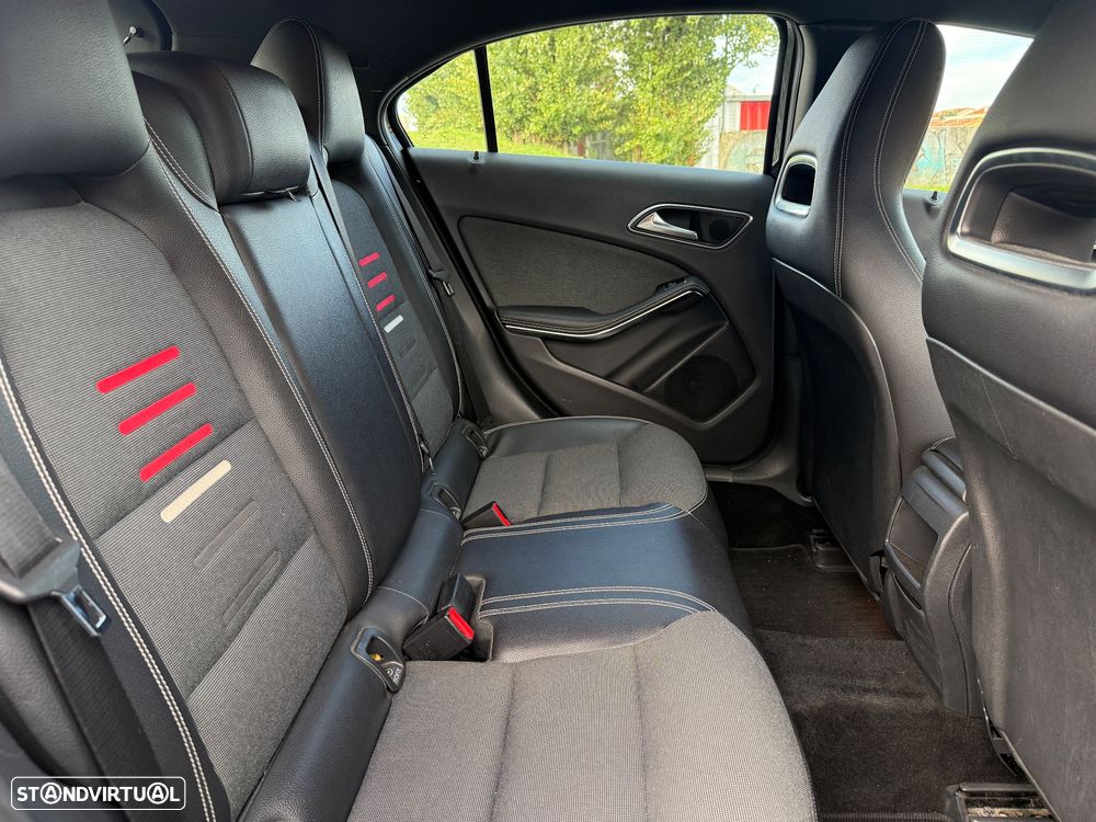 Mercedes-Benz A 160 - 12