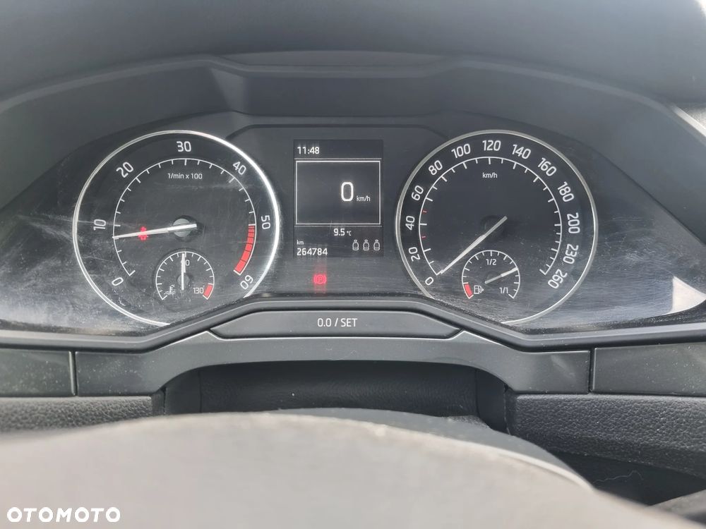 Skoda Superb 1.6 TDI Active - 16