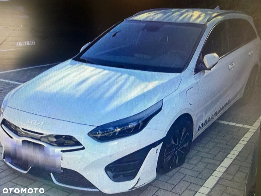 Kia Ceed 1.6 GDI PHEV L Business Line DCT - 2