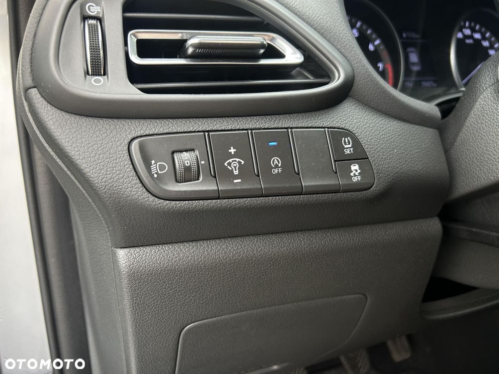Hyundai i30 - 21