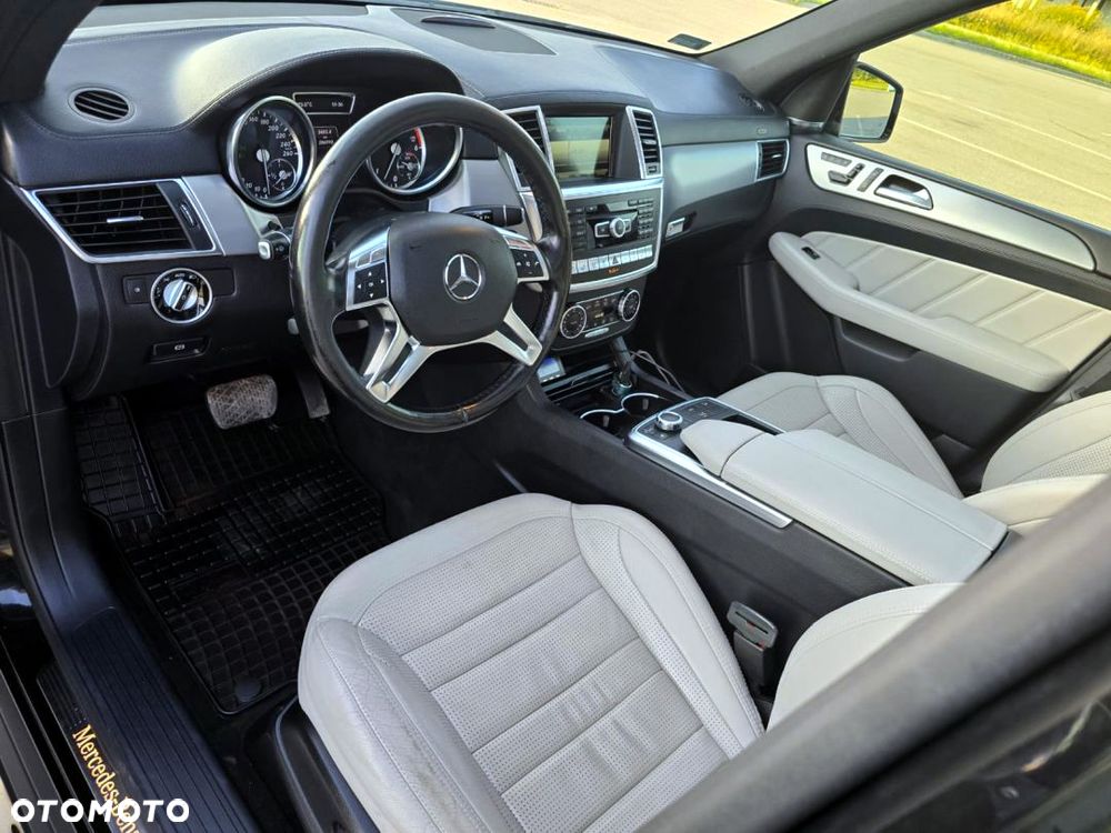 Mercedes-Benz ML 350 BlueTEC 4MATIC 7G-TRONIC - 19