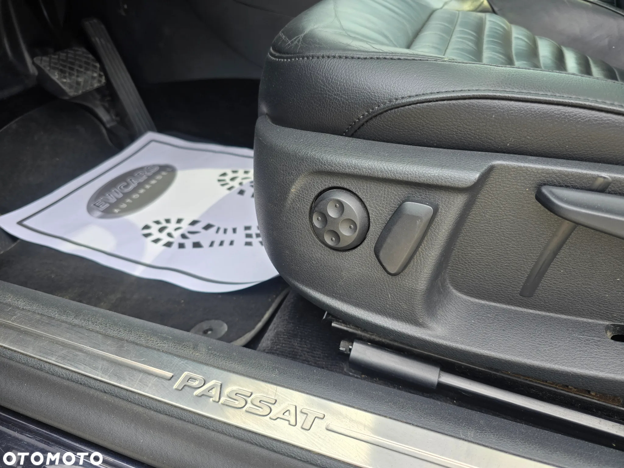 Volkswagen Passat 2.0 TDI Highline DSG - 40