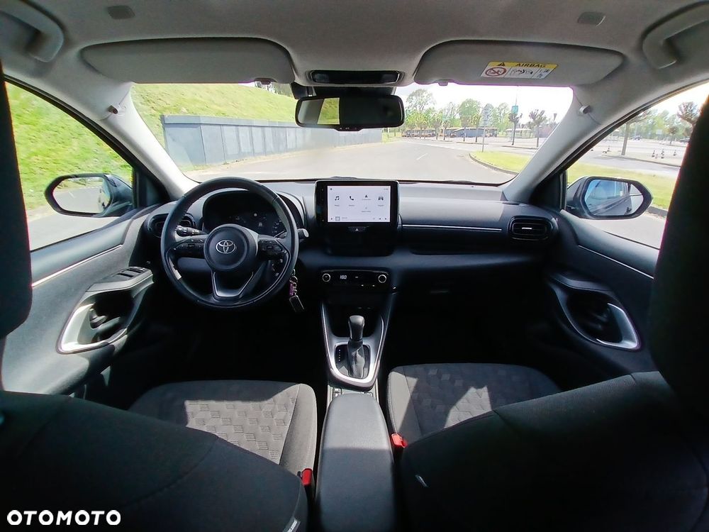 Toyota Yaris - 22