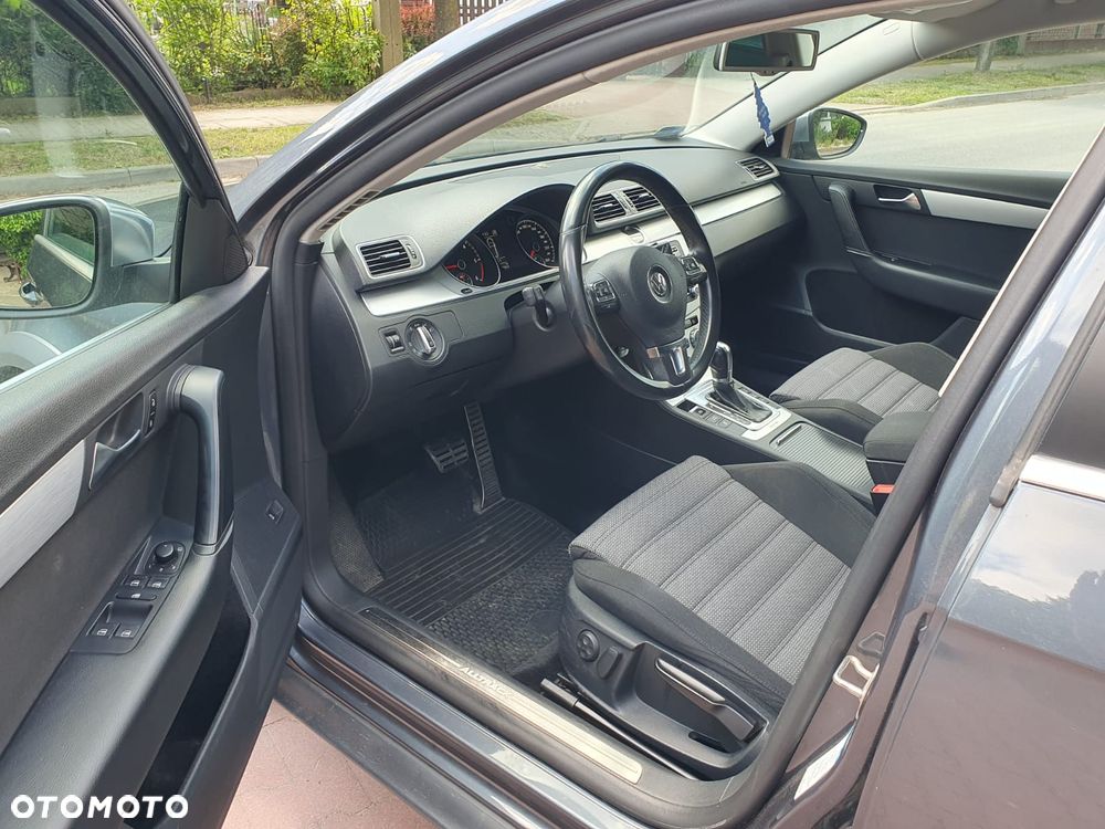 Volkswagen Passat Alltrack 2.0 TDI 4Motion DSG BlueMotion Tec - 10