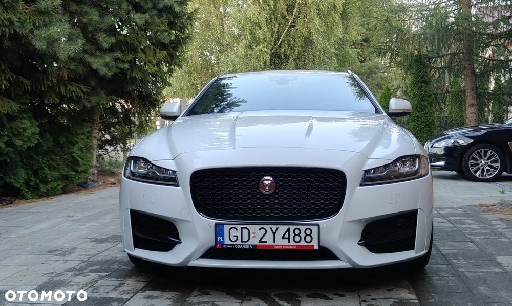 Jaguar XF 2.0 i4D AWD R-Sport - 2