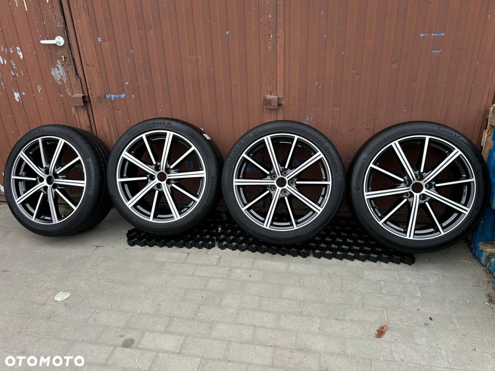 Zestaw Felg nowych AUDI RS r20 (Q5 ,A5, A6,A7) - 3