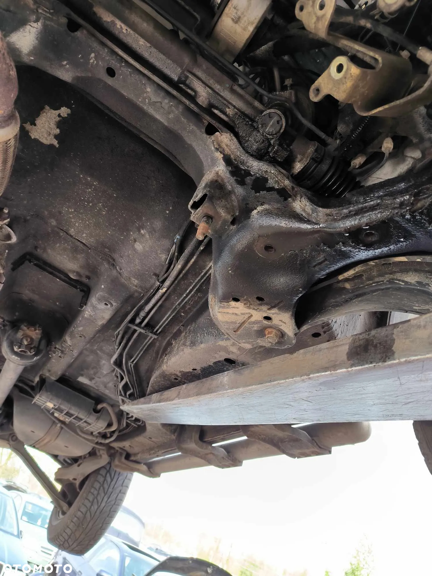 Sanki belka zawieszenia przód Mazda Tribute I 2.3 - 6