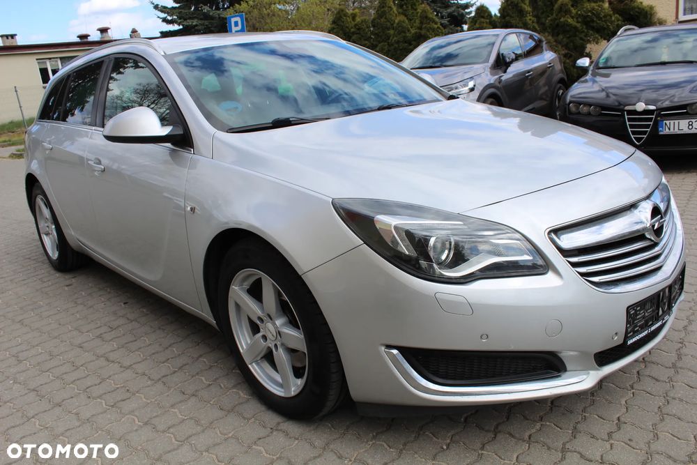 Opel Insignia - 1