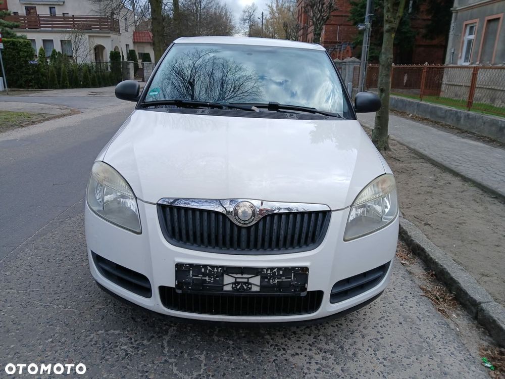 Skoda Fabia - 8