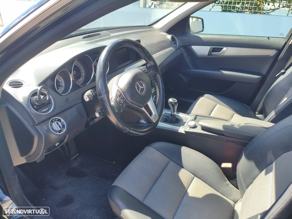 Mercedes-Benz C 220 CDi Avantgarde BlueEfficiency - 8