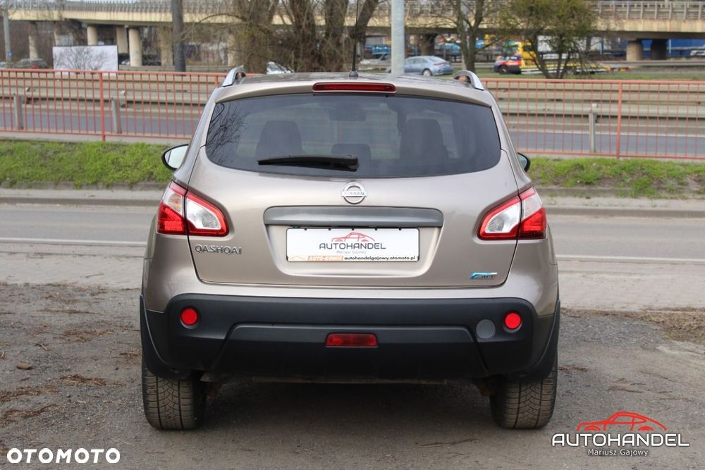 Nissan Qashqai - 5