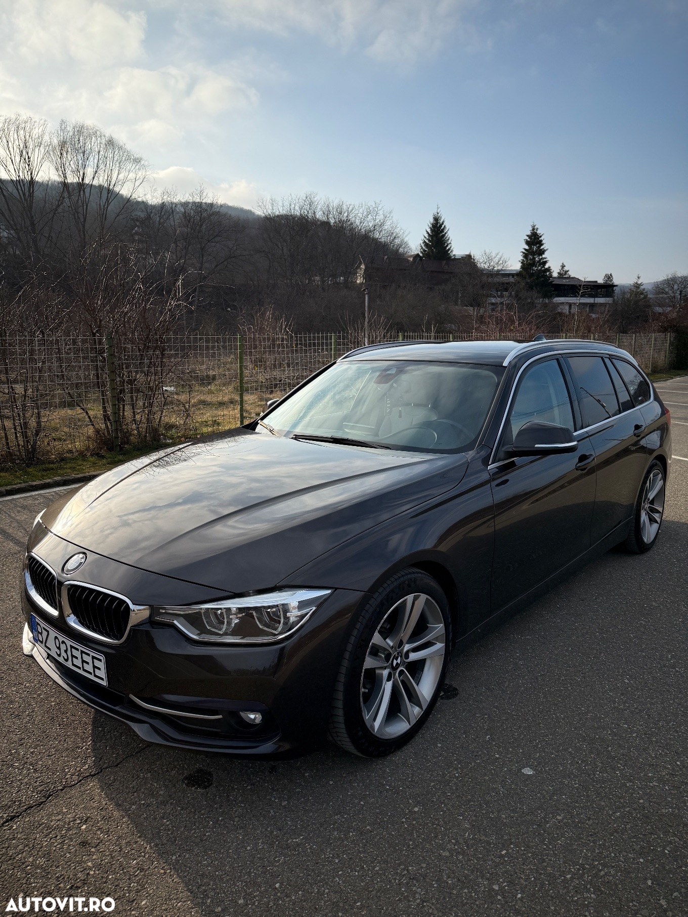 BMW Seria 3 320d Aut. Luxury Line - 12