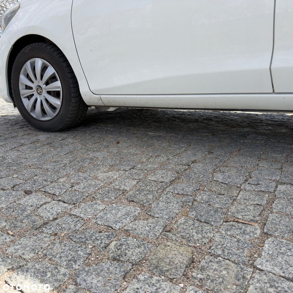 Toyota Yaris - 3