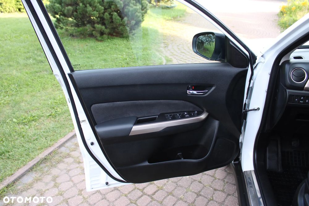Suzuki Vitara 1.6 XLED 2WD - 13
