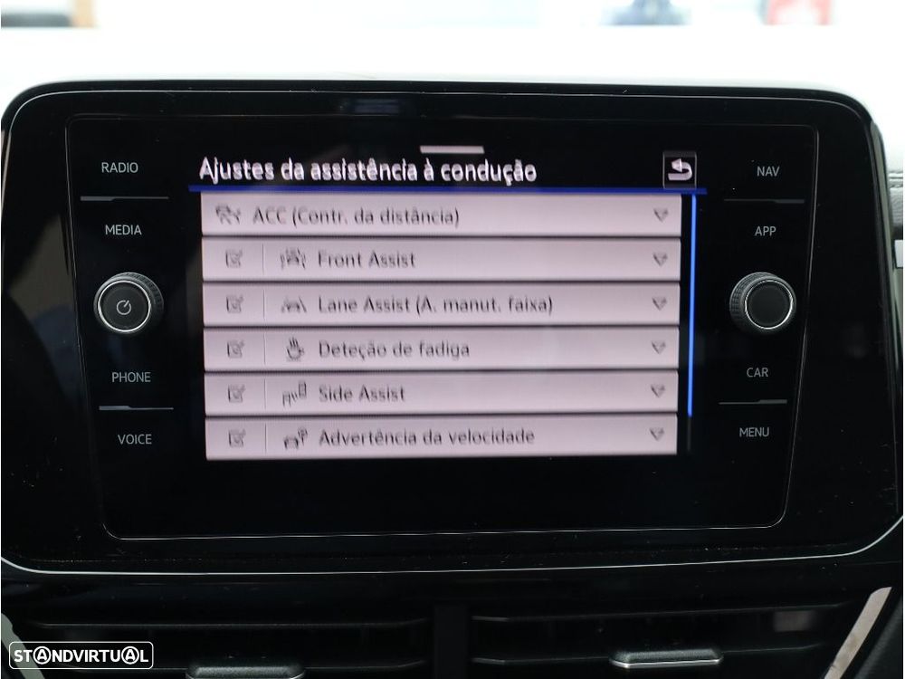 VW T-Roc 1.5 TSI Black Style DSG - 17