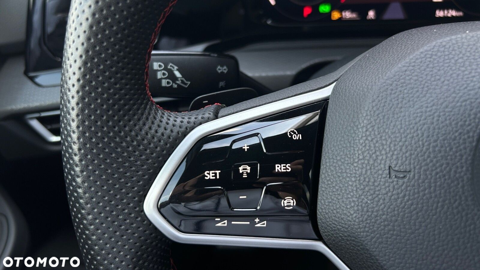 Volkswagen Golf - 17