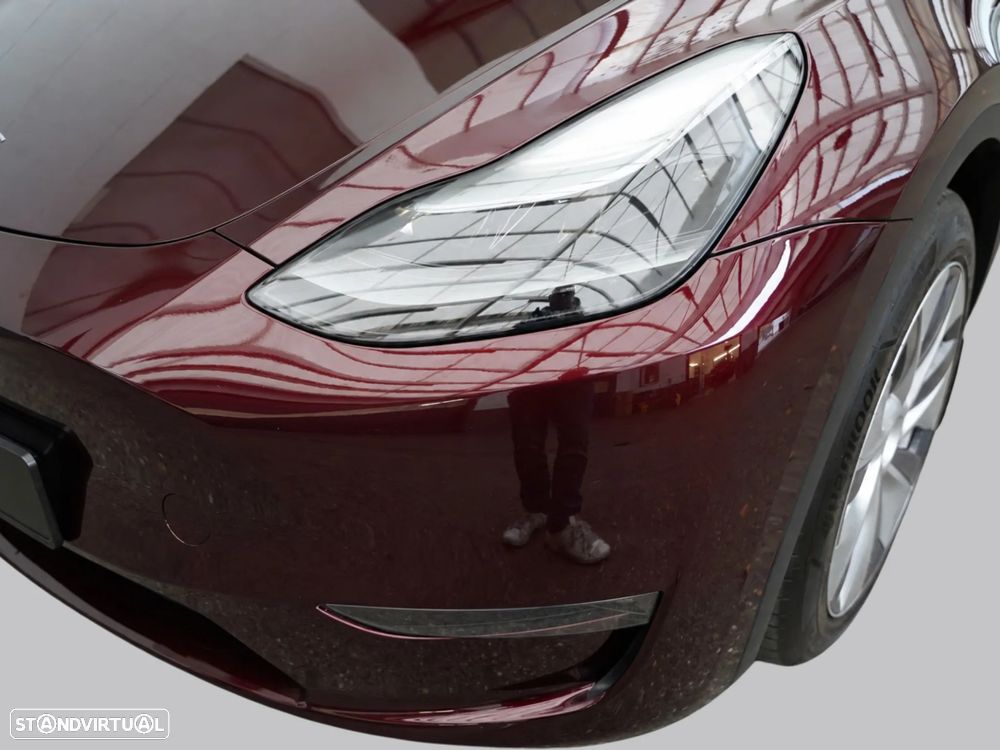 Tesla Model Y Long Range Dual Motor AWD - 6