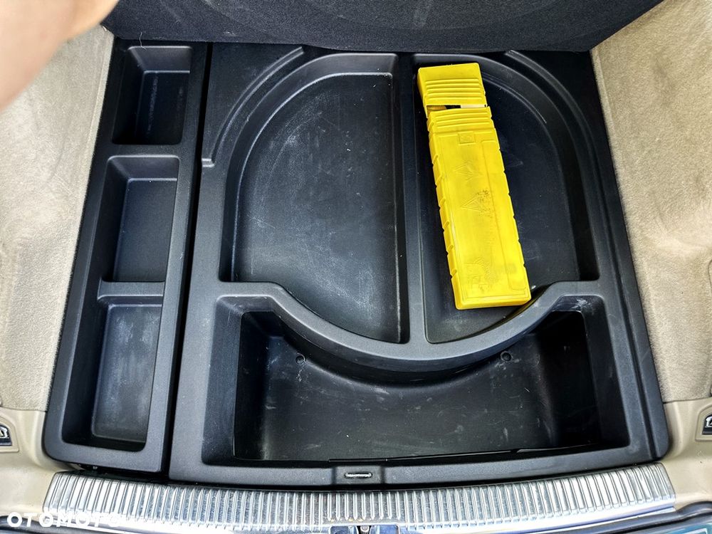Volkswagen Bora Variant 2.3 V5 - 25