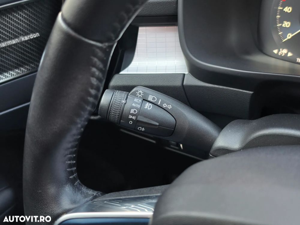 Volvo XC 40 D4 AWD Geartronic Inscription - 23