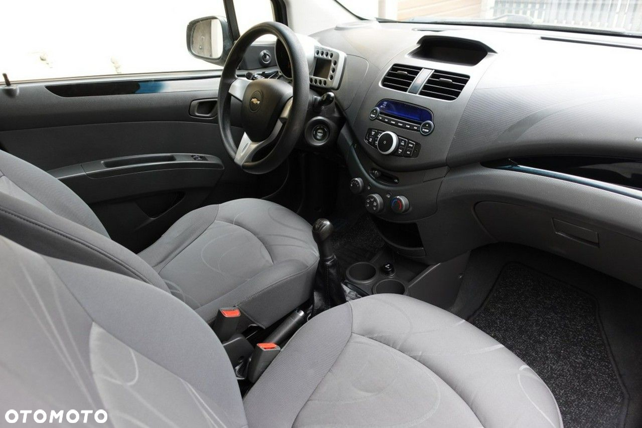 Chevrolet Spark - 12