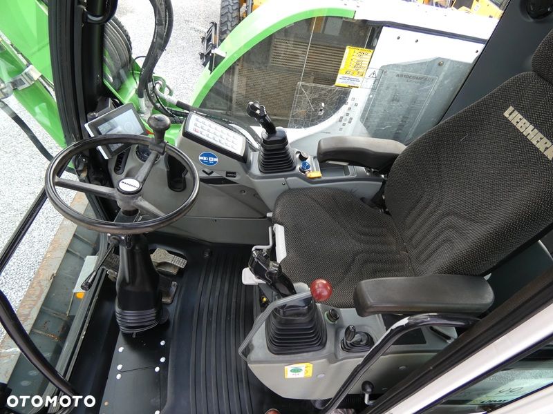Liebherr A910 Compact / Z Niemiec / Super Stan / BEZ DPF / 2 Łyżki / - 14