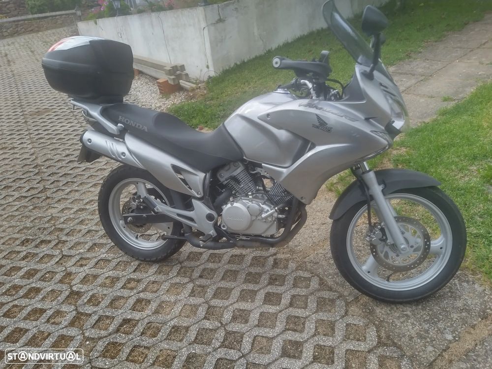 Honda Varadero XL125V - 1