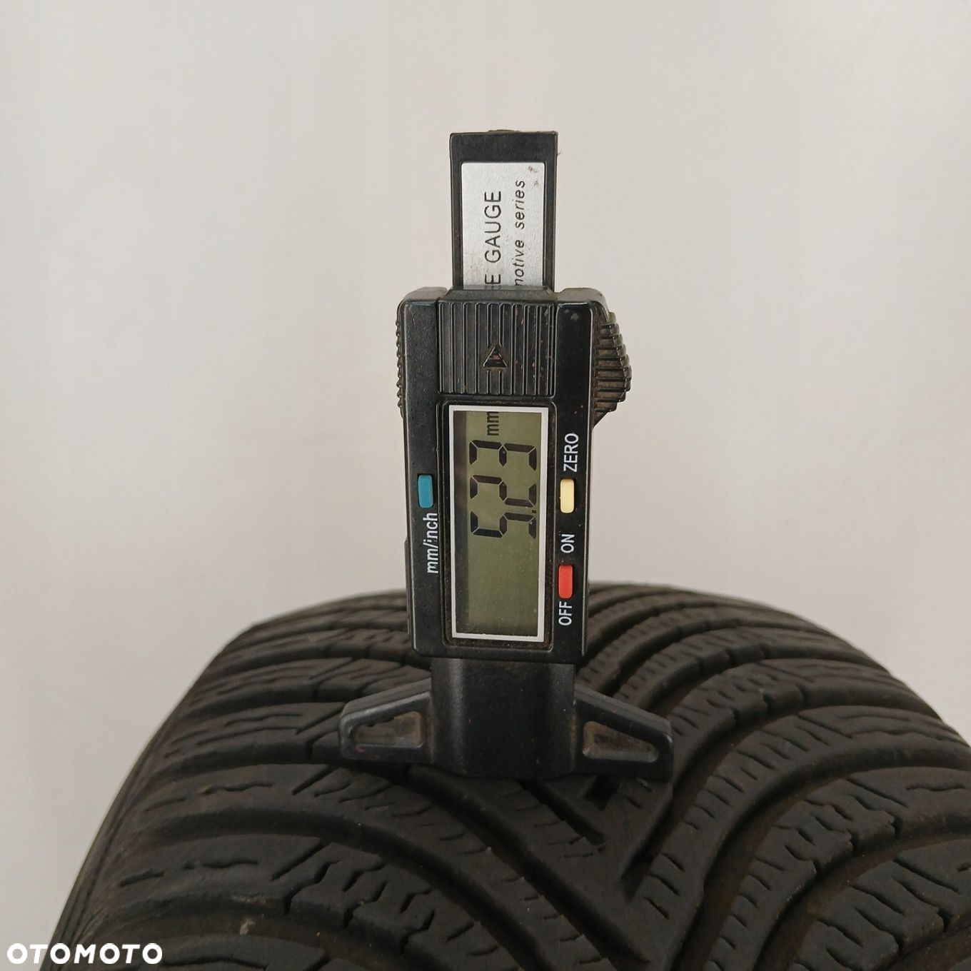 205/60R16 92H Michelin Alpin 5 85474 - 3