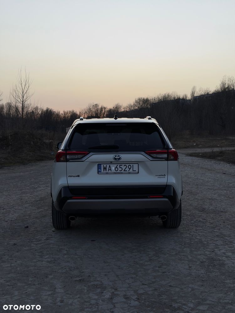 Toyota RAV4 2.5 Hybrid Black Edition by JBL 4x4 - 6