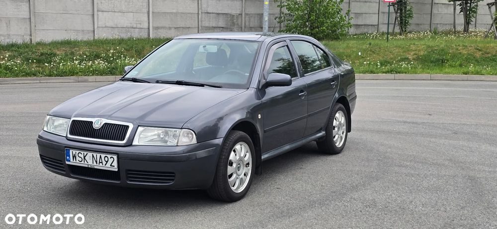 Skoda Octavia 1.6 Active - 8