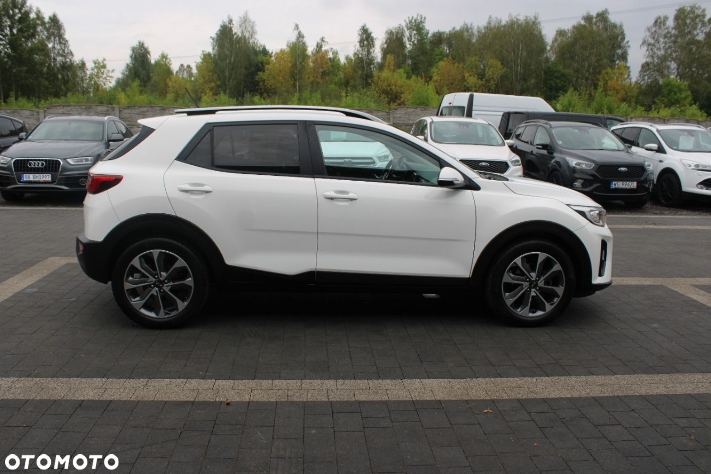Kia Stonic - 8