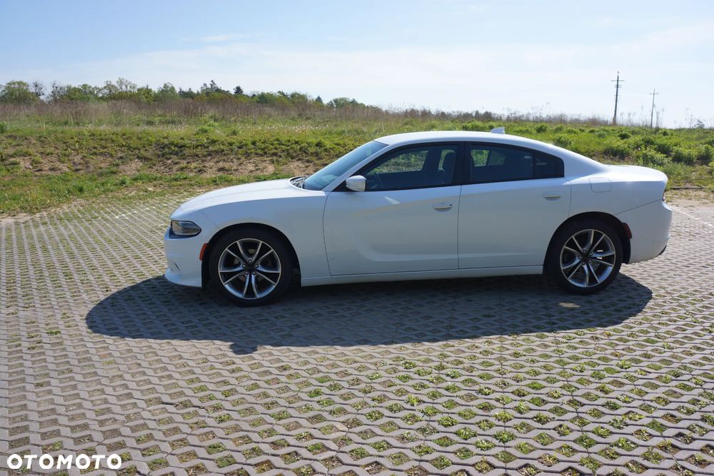 Dodge Charger - 8