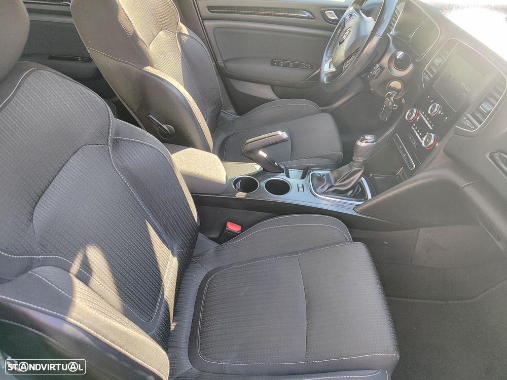 Renault Mégane 1.5 dCi Confort SS - 11