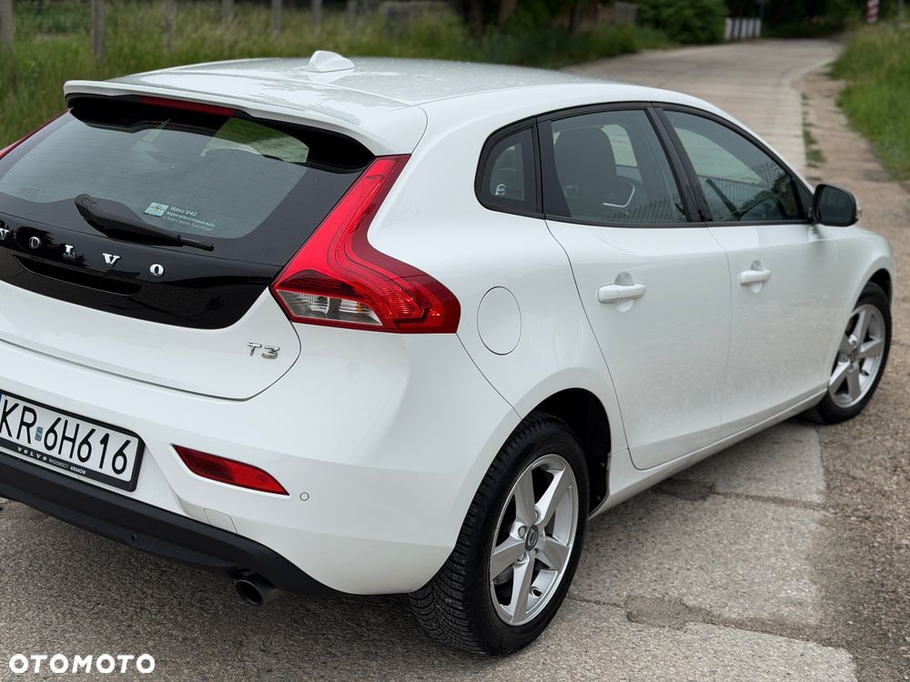 Volvo V40 T3 Drive-E Kinetic - 17