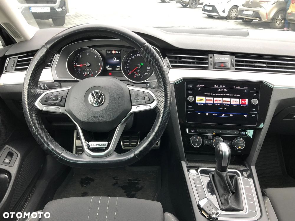Volkswagen Passat Alltrack 2.0 TDI SCR 4Motion DSG - 13